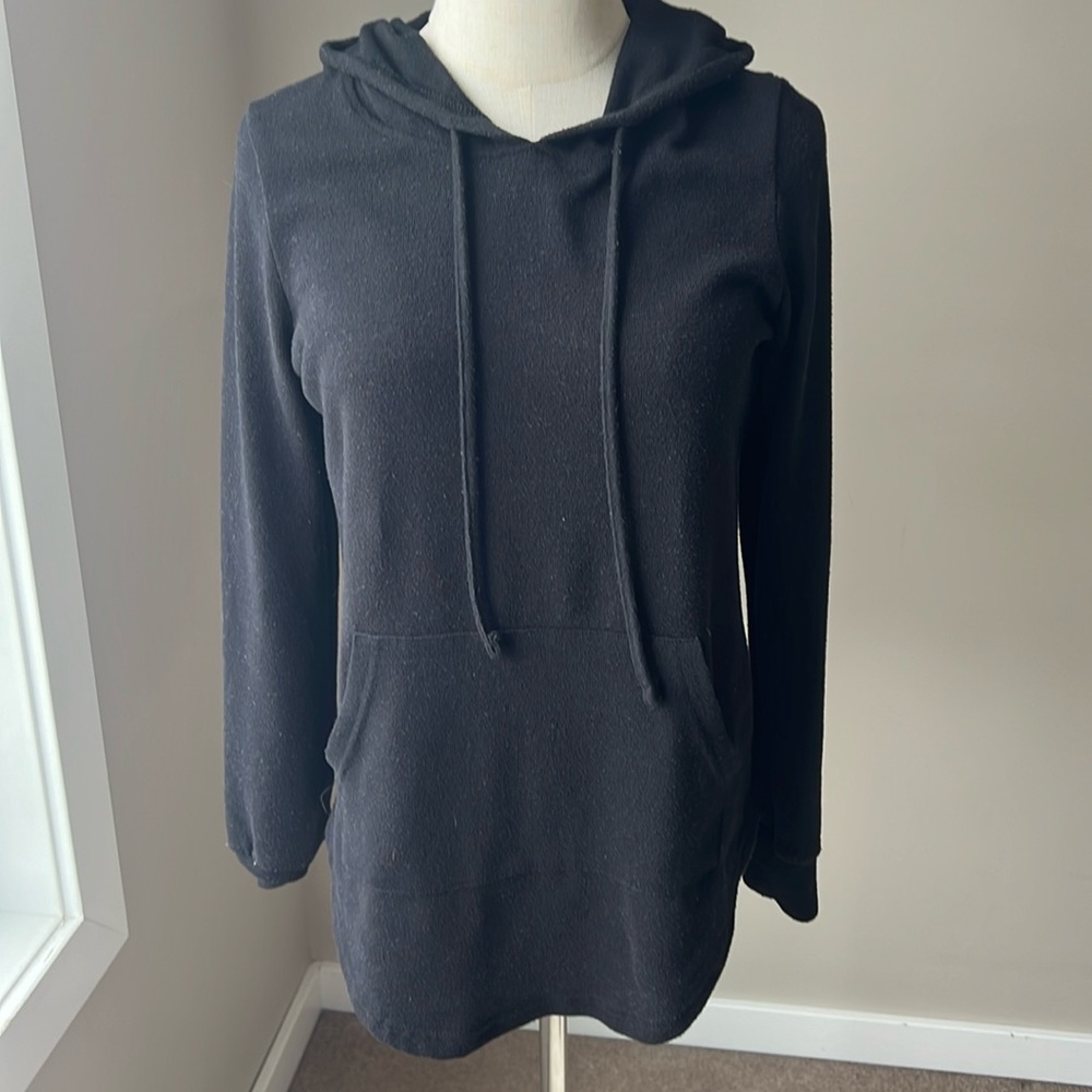 Weekend Edition Hoodie/Sweatshirt